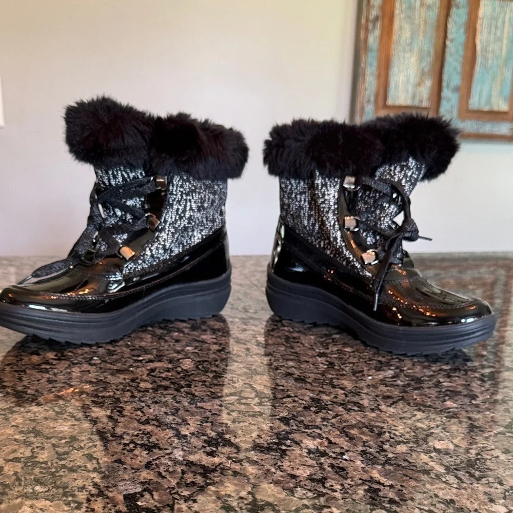 Anne Klein Black and Gray Winter Boots EUC 7.5